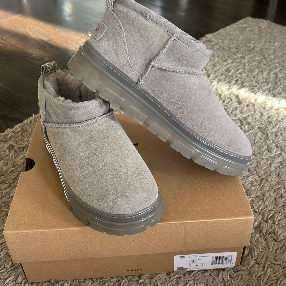 Women ugg boots